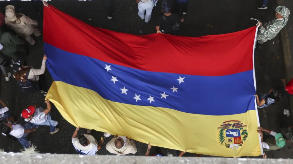 Venezuela anuncia reestruturação da sua dívida externa
