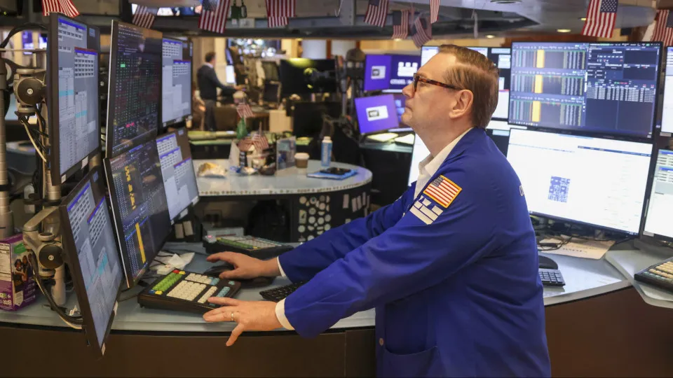 Wall Street fecha com recordes de S&P500 e Nasdaq