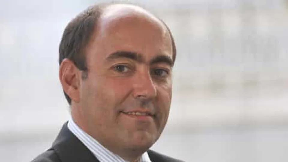 Paulo Carmona eleito presidente da Infraestruturas de