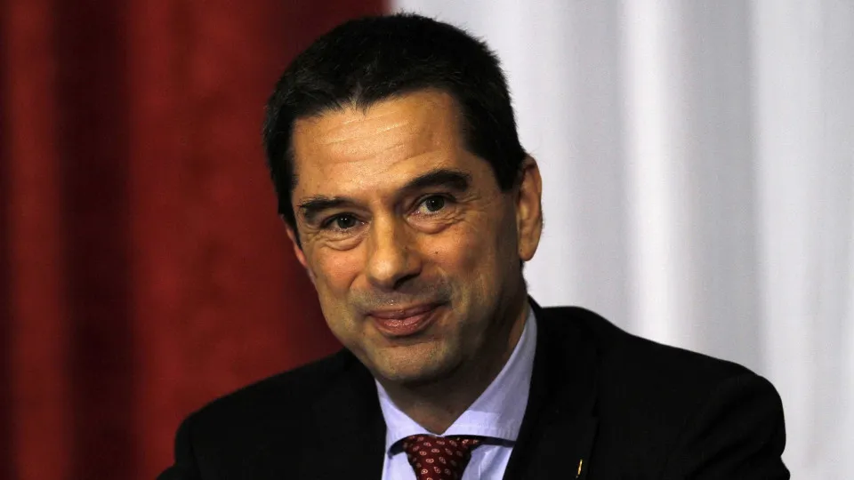 Política acima da Economia e das Finanças: "Será que estamos