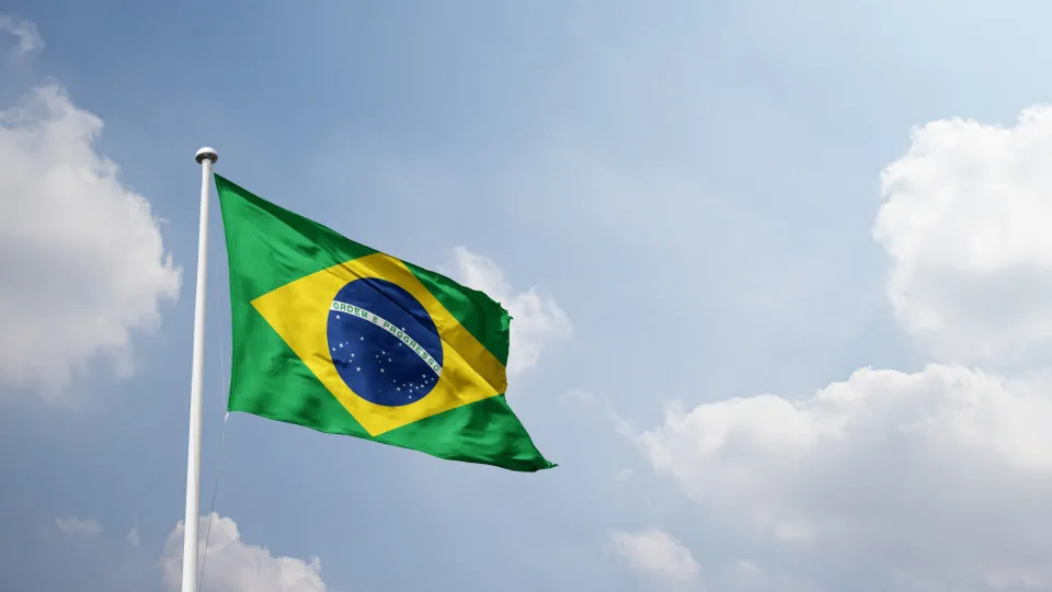 Tarifa de 25% dos EUA? Governo brasileiro ameaça